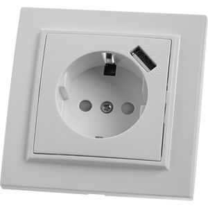 ������� STEKKER PST16-9011-01 1-������� �/�, 220�, 16� � �������� ������� � � USB, ����� ����� ���� 39051